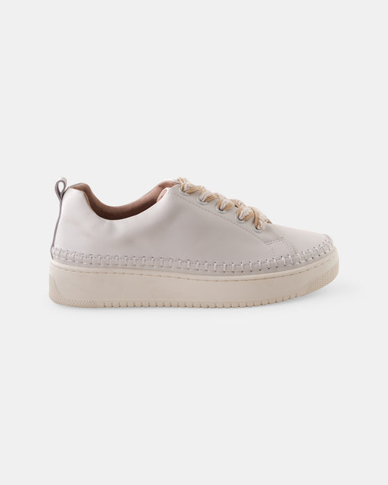 Nia Leather Sneaker - White