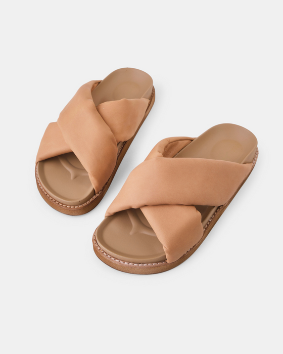Flossy Leather Slide - Camel