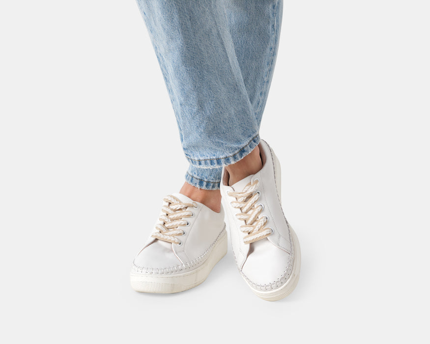 Nia Leather Sneaker - White