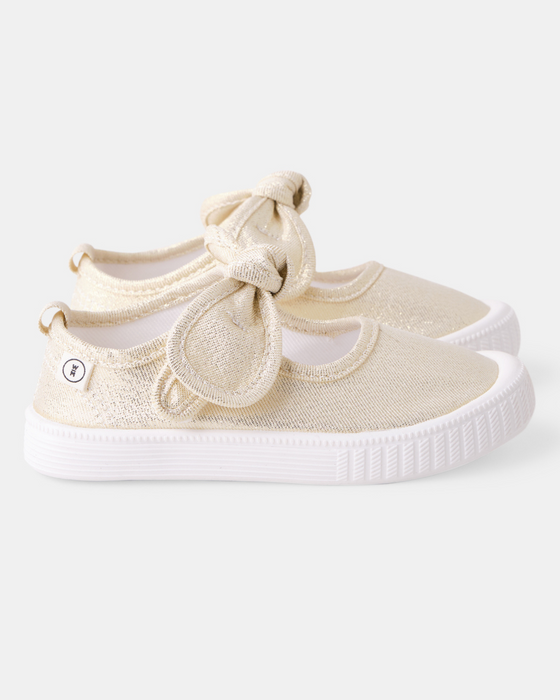Baby girl sales white canvas shoes