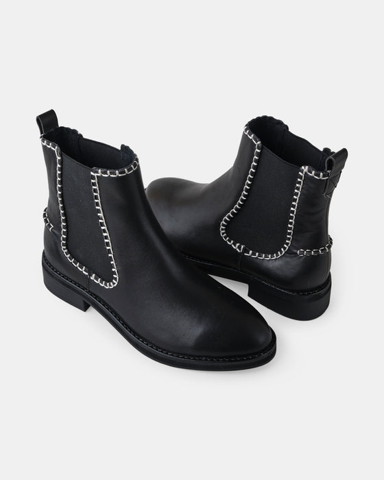 Cinda Leather Boot - Black