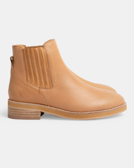 Cleo Leather Boot - Latte