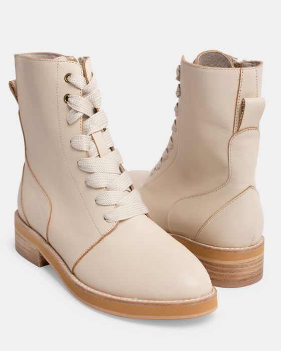 Clover Leather Boot - Almond