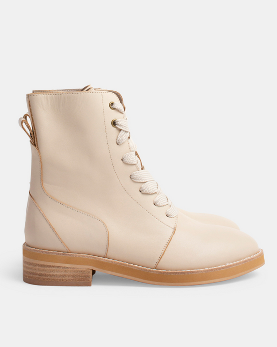 Clover Leather Boot - Almond