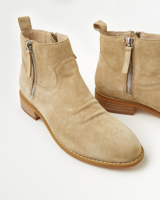 Danny Leather Boot - Ivory Suede