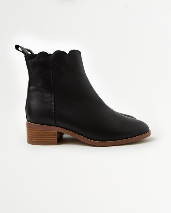 Gemma Leather Boot - Black