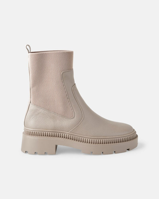 Muse Leather Boot - Nude